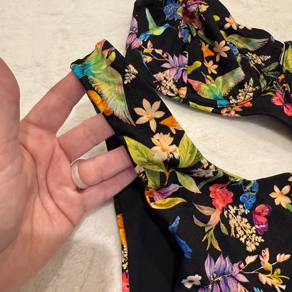 New! Victoria’s Secret Birds of Paradise Bikini Set 45609 - Picture 5 of 11